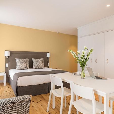Hôtel Spa Thermalia Châtel-Guyon Esterno foto