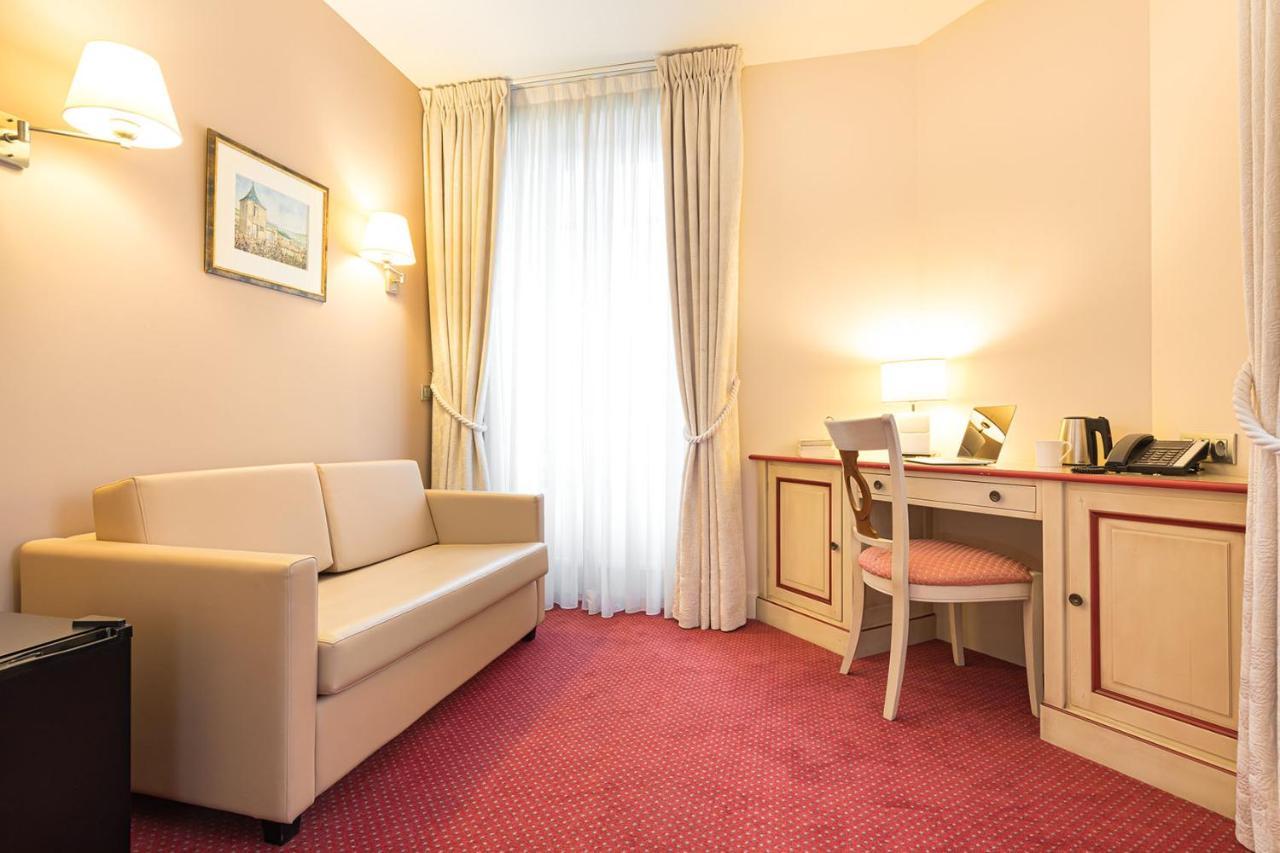 Hôtel Spa Thermalia Châtel-Guyon Esterno foto