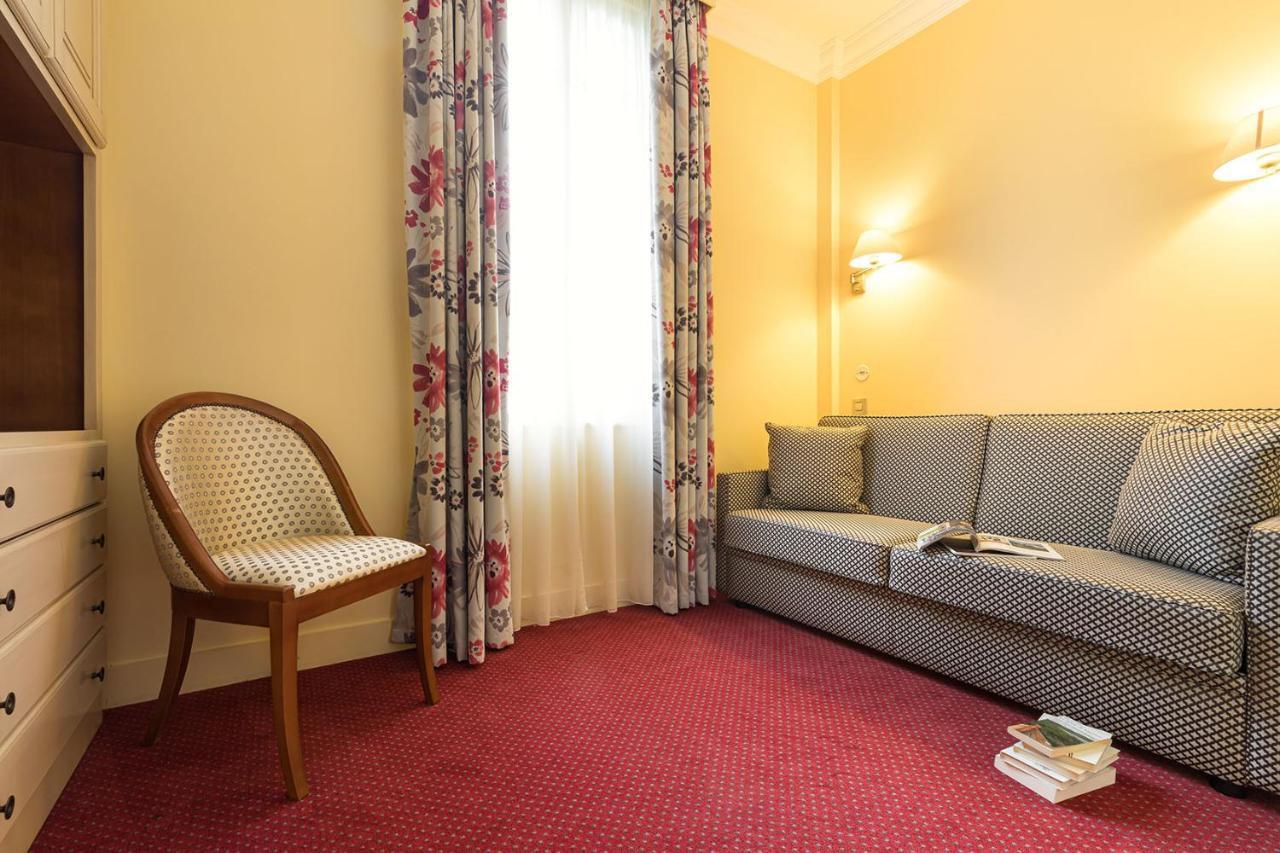 Hôtel Spa Thermalia Châtel-Guyon Esterno foto