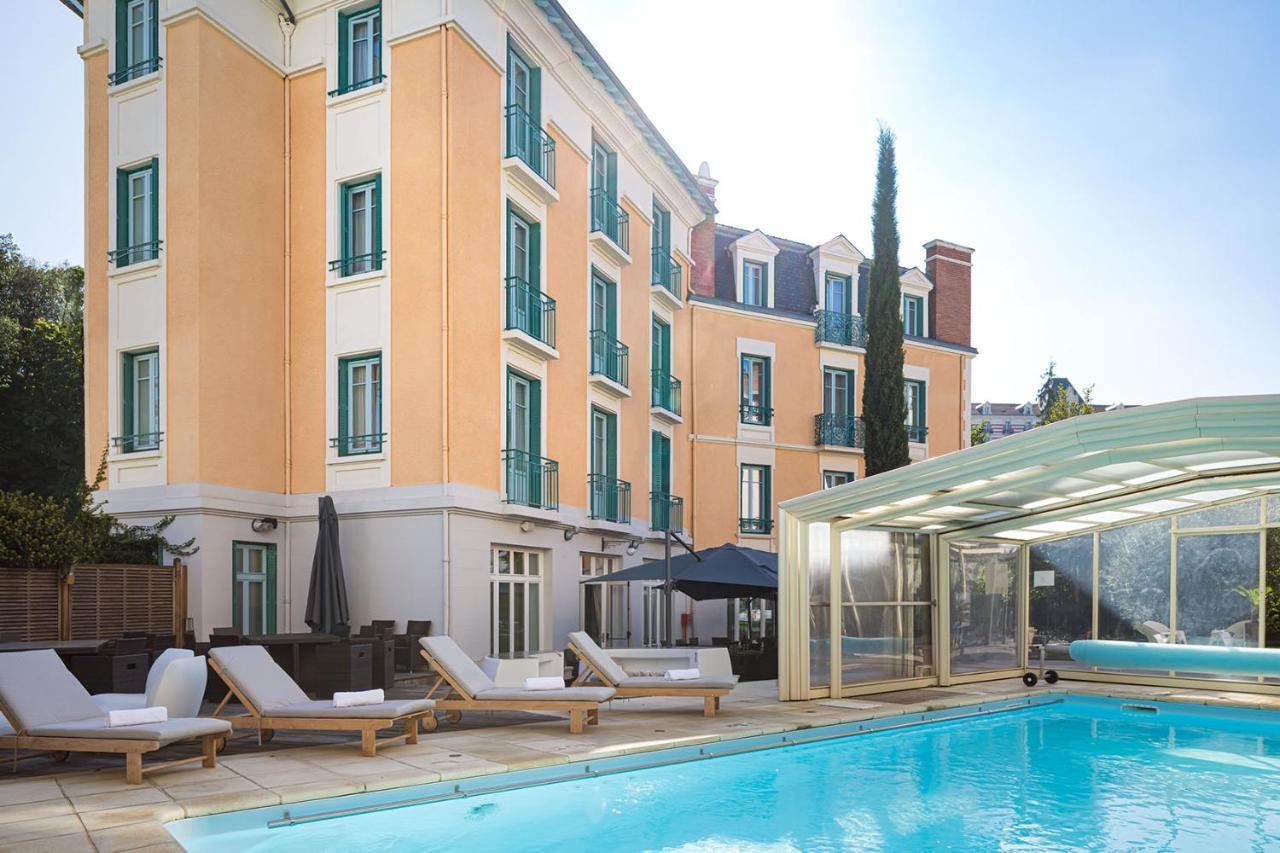 Hôtel Spa Thermalia Châtel-Guyon Esterno foto