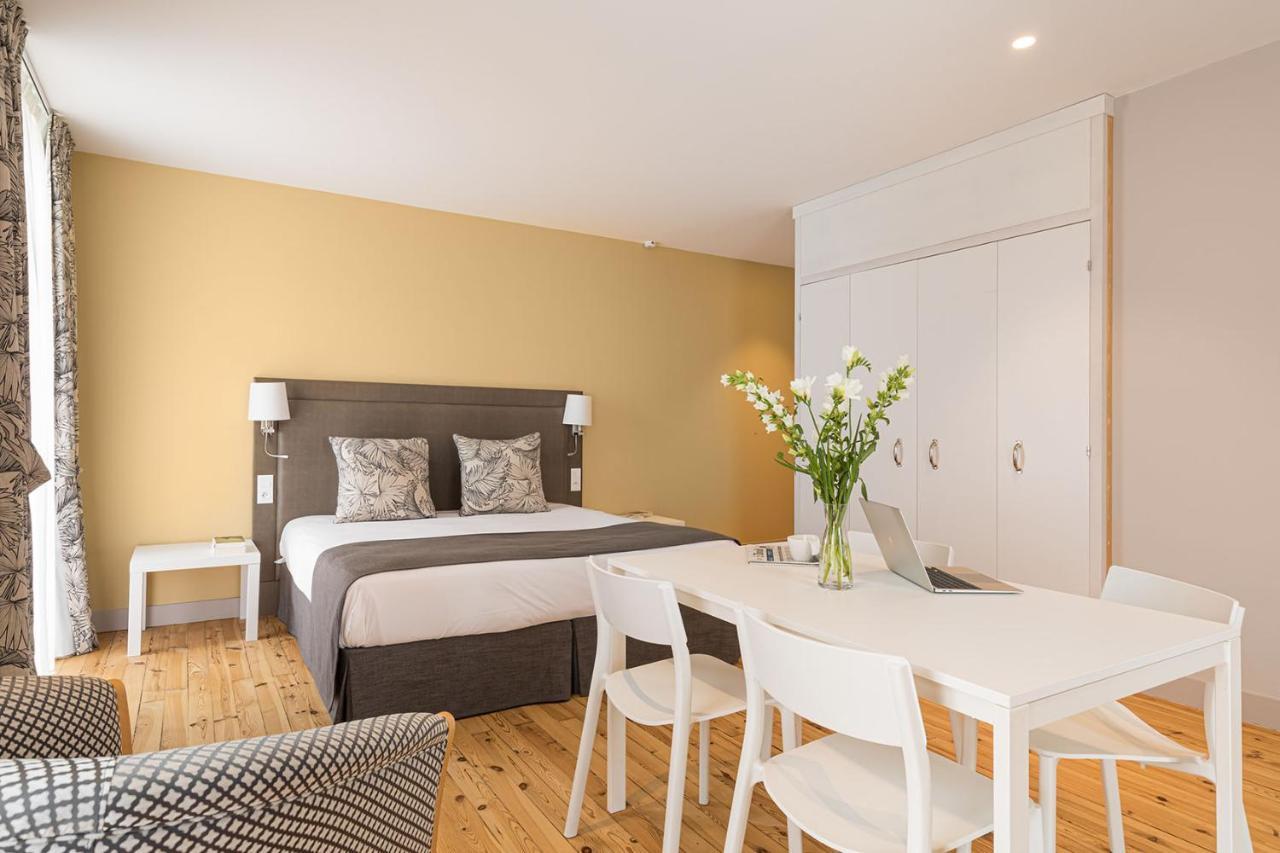 Hôtel Spa Thermalia Châtel-Guyon Esterno foto